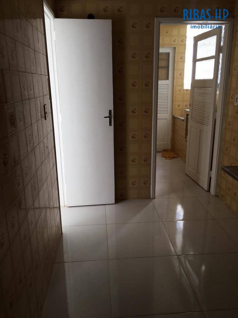 Apartamento à venda com 2 quartos, 90m² - Foto 18