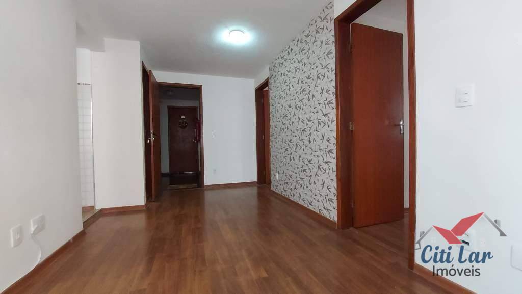 Apartamento à venda com 2 quartos, 45m² - Foto 1