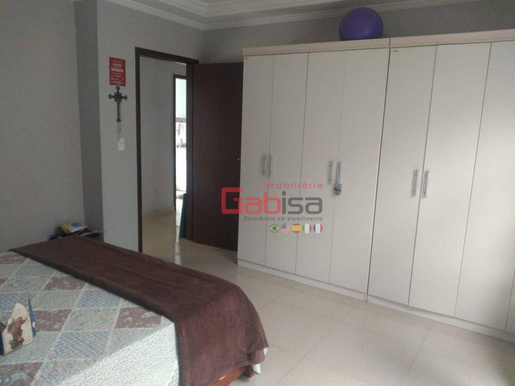 Casa à venda com 3 quartos, 240m² - Foto 9