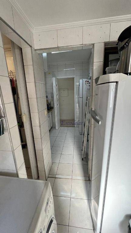 Apartamento à venda com 3 quartos, 80m² - Foto 12