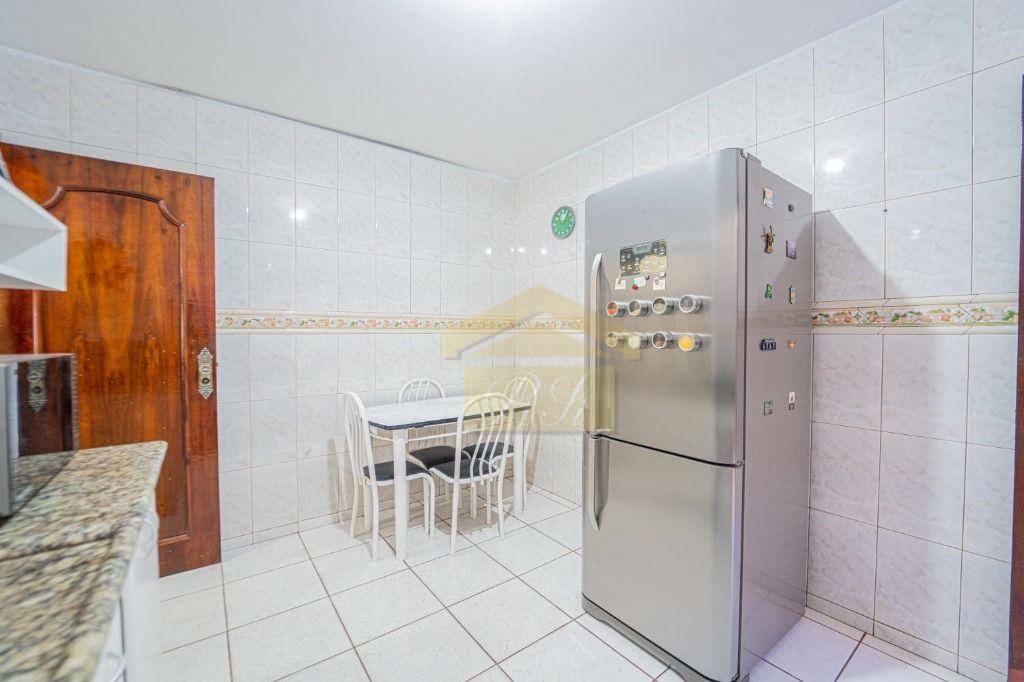 Sobrado à venda com 4 quartos, 144m² - Foto 8