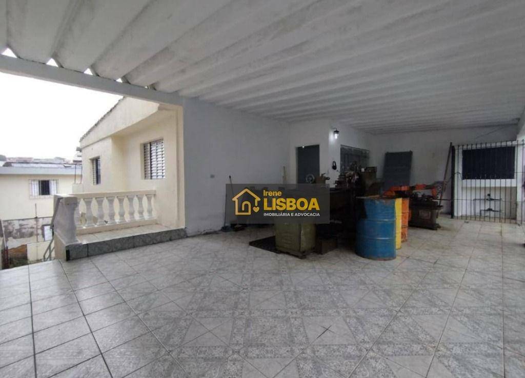 Casa à venda com 6 quartos, 250m² - Foto 30