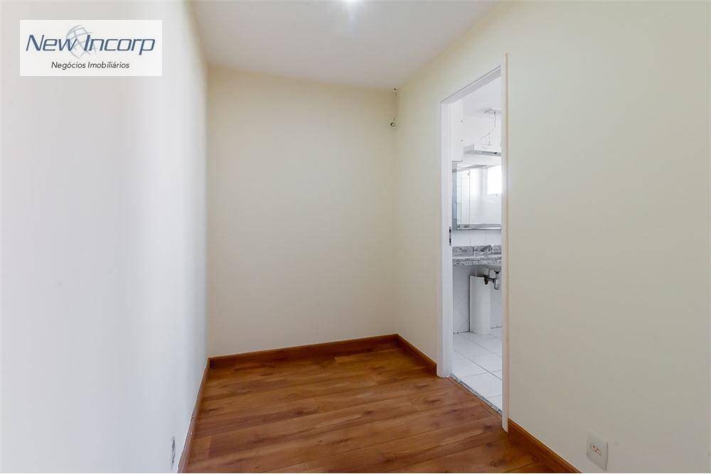 Apartamento à venda com 4 quartos, 145m² - Foto 17