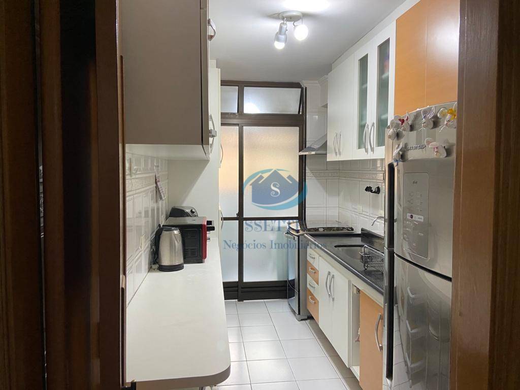 Apartamento à venda com 3 quartos, 80m² - Foto 24