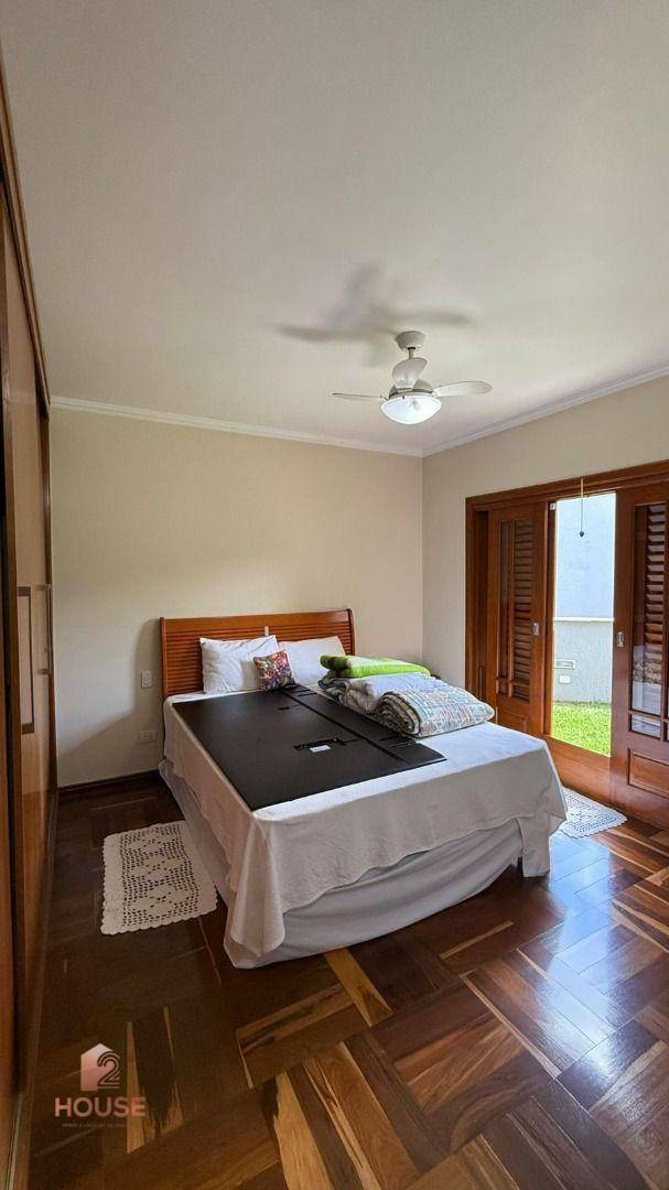 Casa de Condomínio à venda com 3 quartos, 500m² - Foto 49