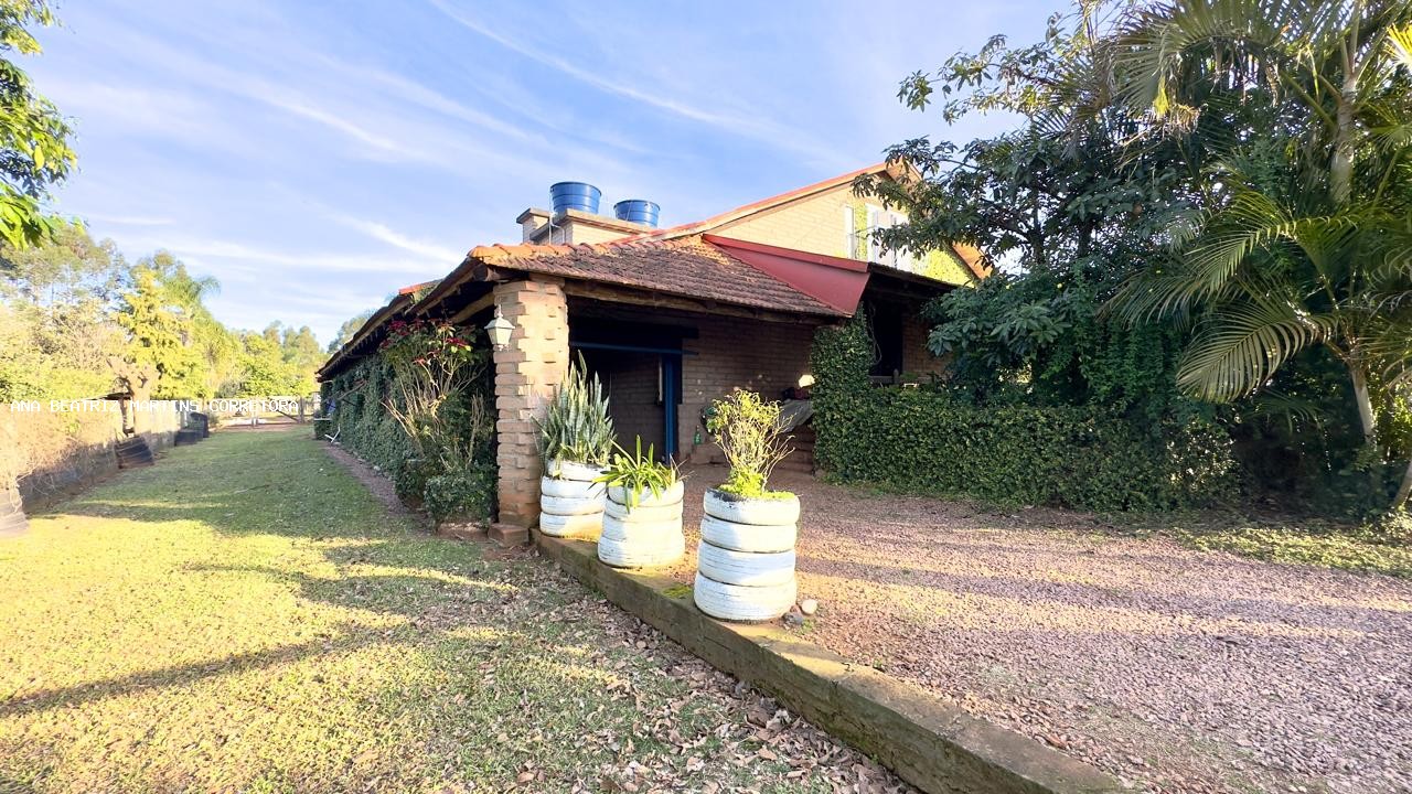 Sítio à venda com 2 quartos, 30000m² - Foto 17