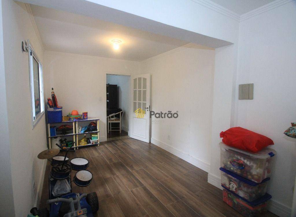 Sobrado à venda com 3 quartos, 184m² - Foto 6