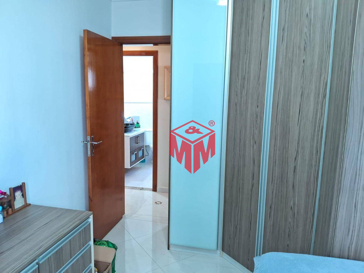 Apartamento à venda com 3 quartos, 90m² - Foto 12