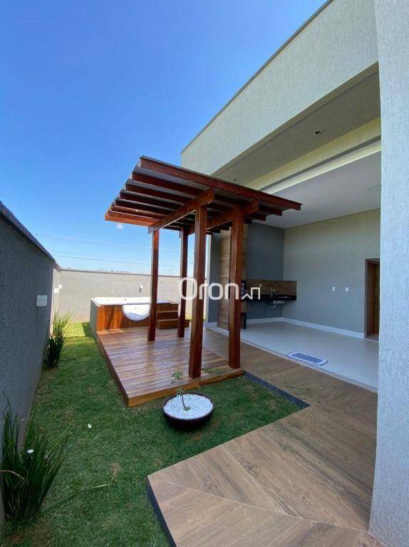 Sobrado à venda com 3 quartos, 235m² - Foto 1