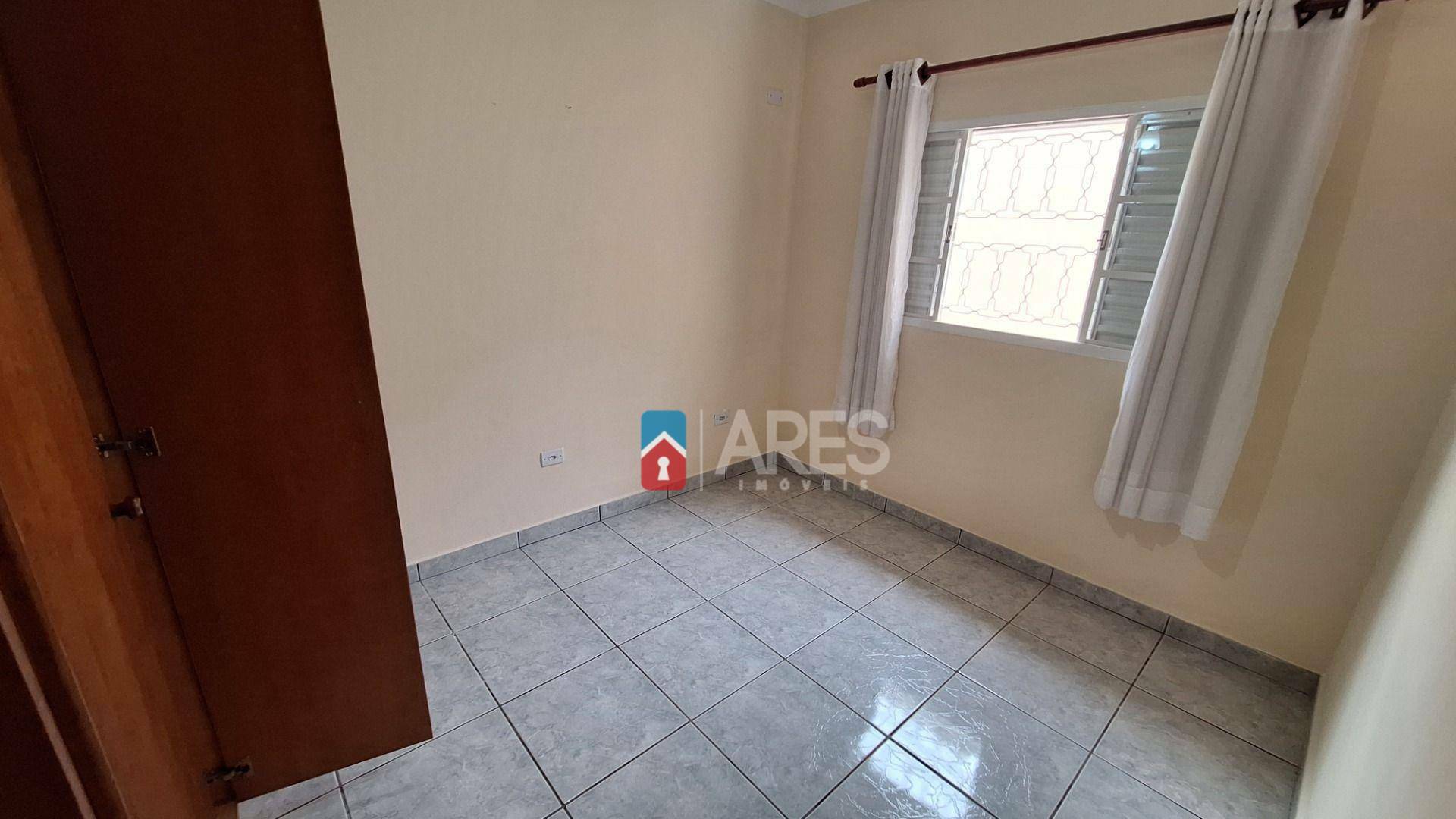 Casa à venda com 3 quartos, 97m² - Foto 9