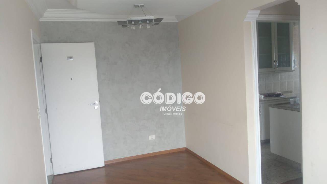 Apartamento à venda com 2 quartos, 50m² - Foto 3