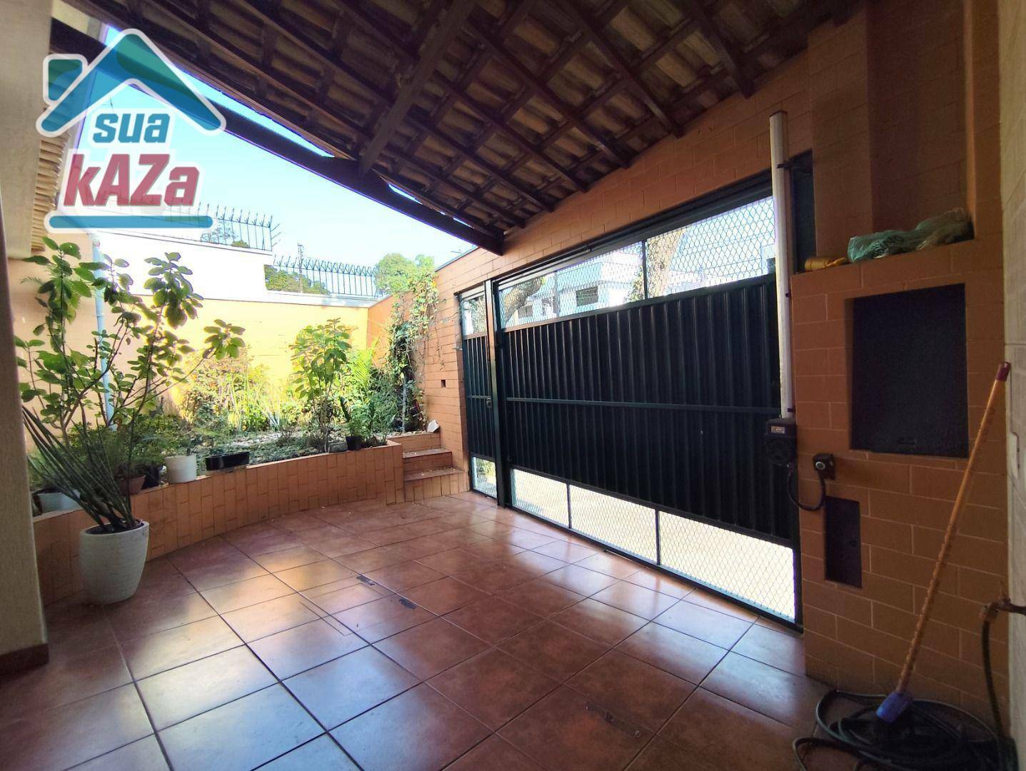 Casa à venda com 3 quartos, 144m² - Foto 3