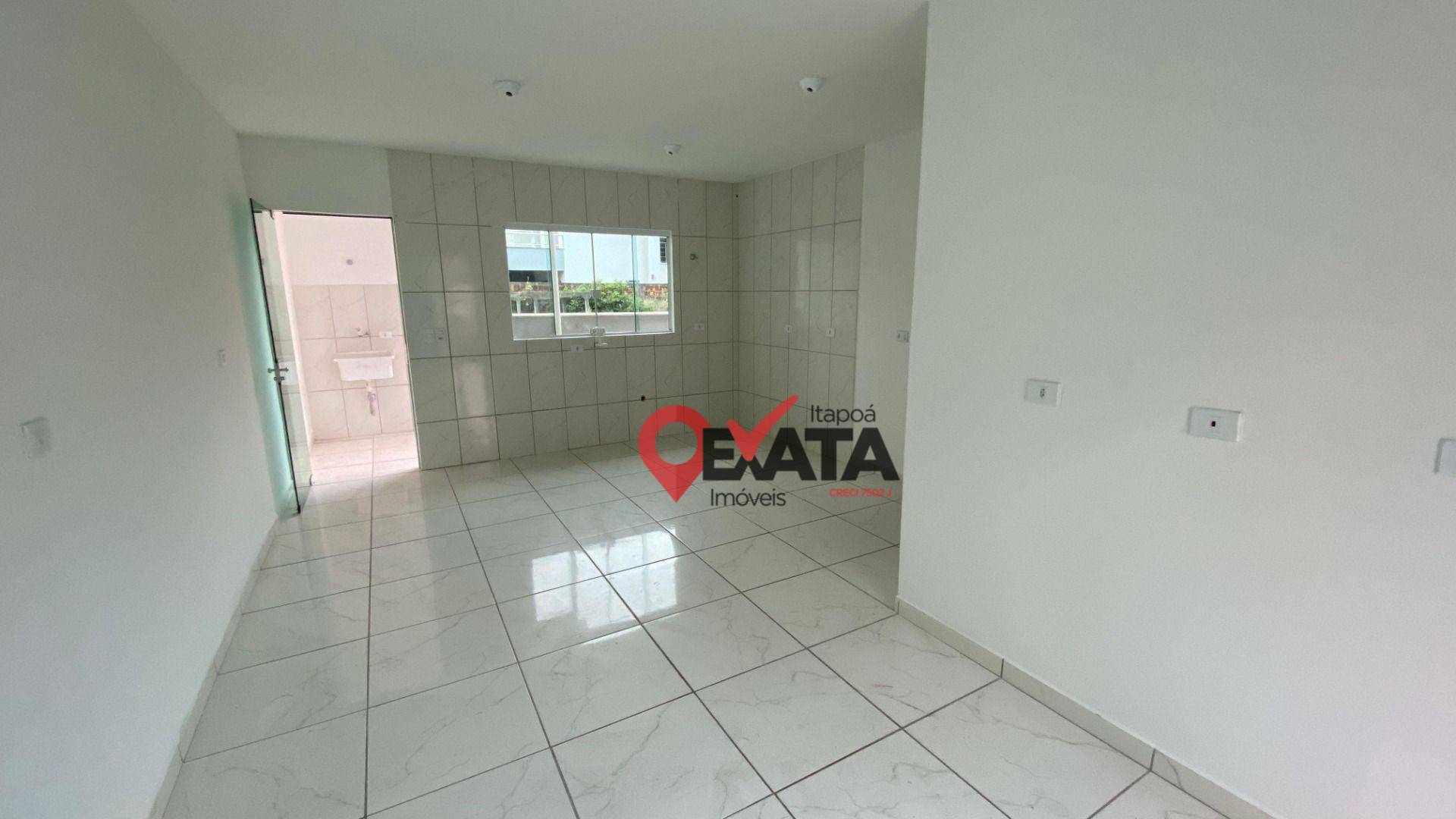 Casa à venda com 2 quartos, 54m² - Foto 3