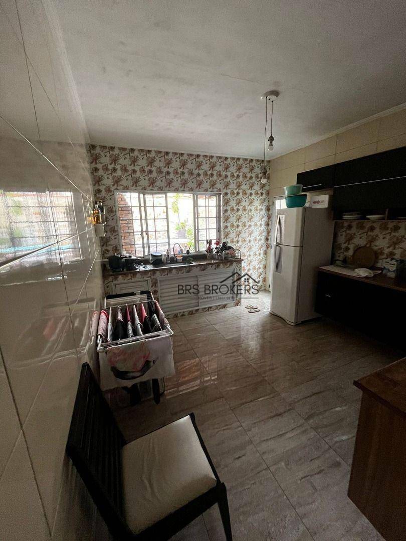 Sobrado à venda com 2 quartos, 125M2 - Foto 7