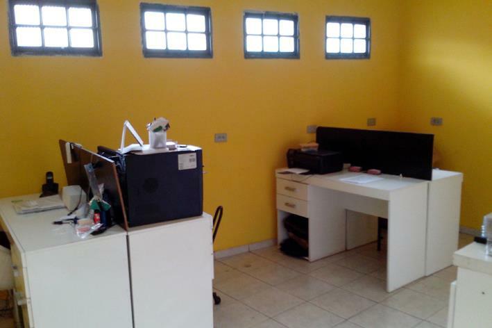 Sobrado à venda com 2 quartos, 280m² - Foto 4