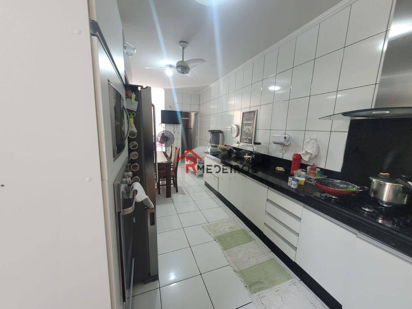 Casa à venda com 3 quartos, 300m² - Foto 6