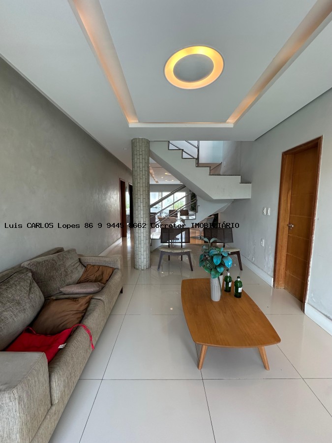 Casa à venda com 4 quartos, 278m² - Foto 3