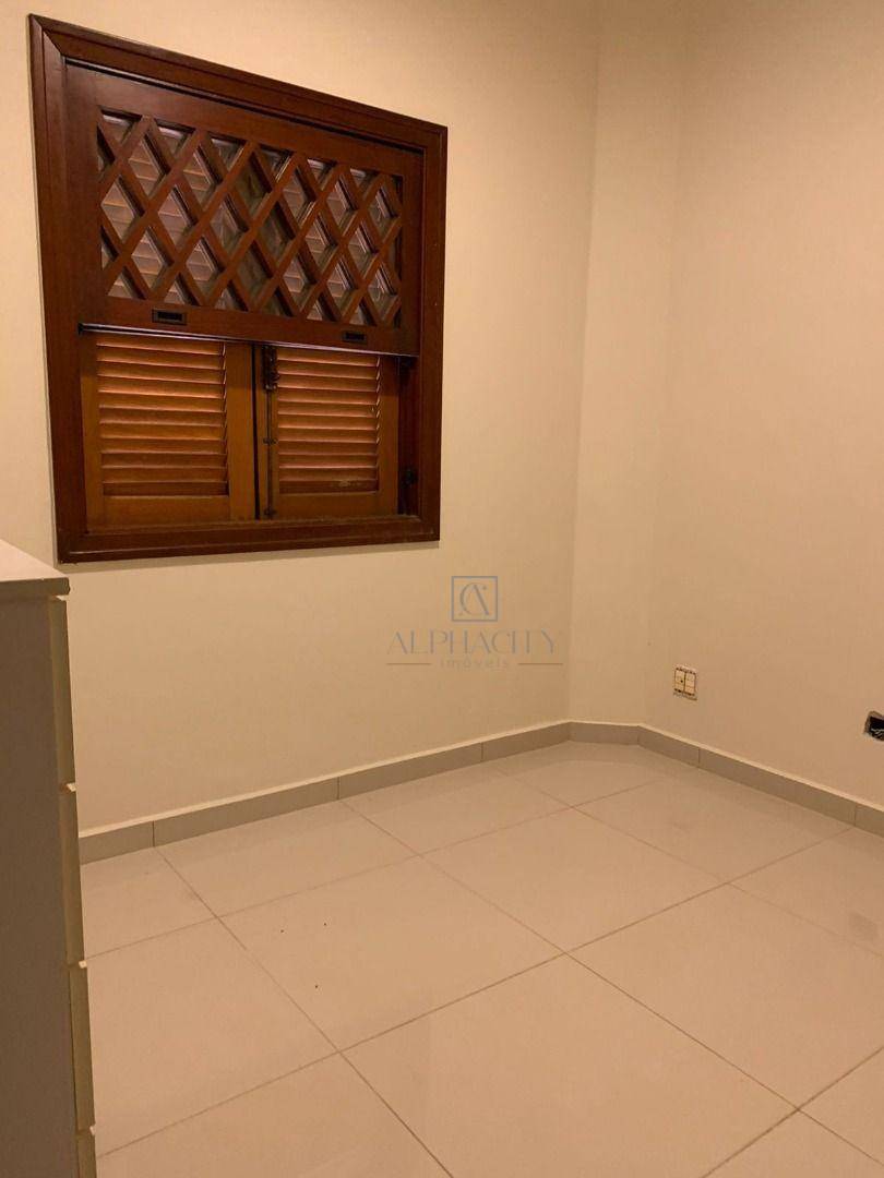 Casa de Condomínio para alugar com 3 quartos, 405m² - Foto 8