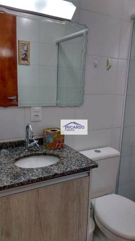 Apartamento à venda com 3 quartos, 68m² - Foto 19