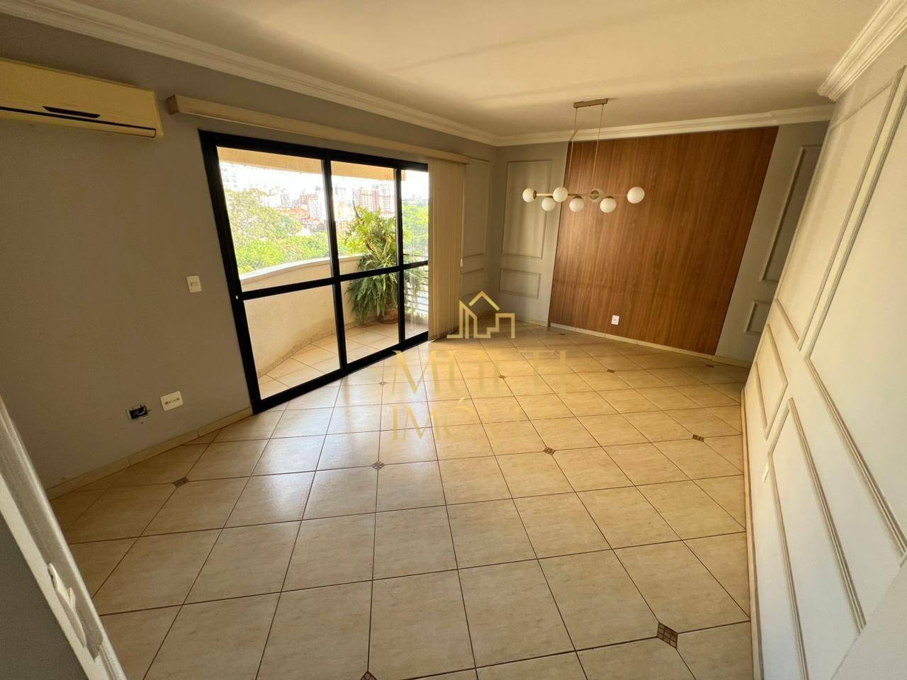 Apartamento à venda com 2 quartos, 103m² - Foto 1