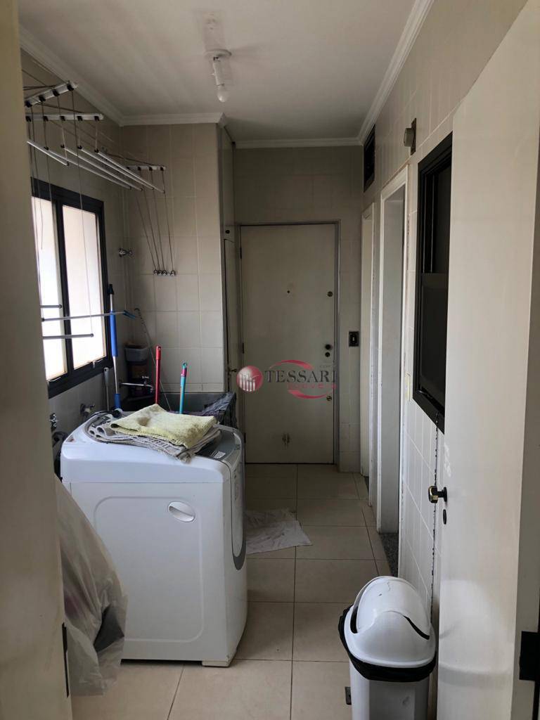 Apartamento à venda e aluguel com 3 quartos, 230m² - Foto 43