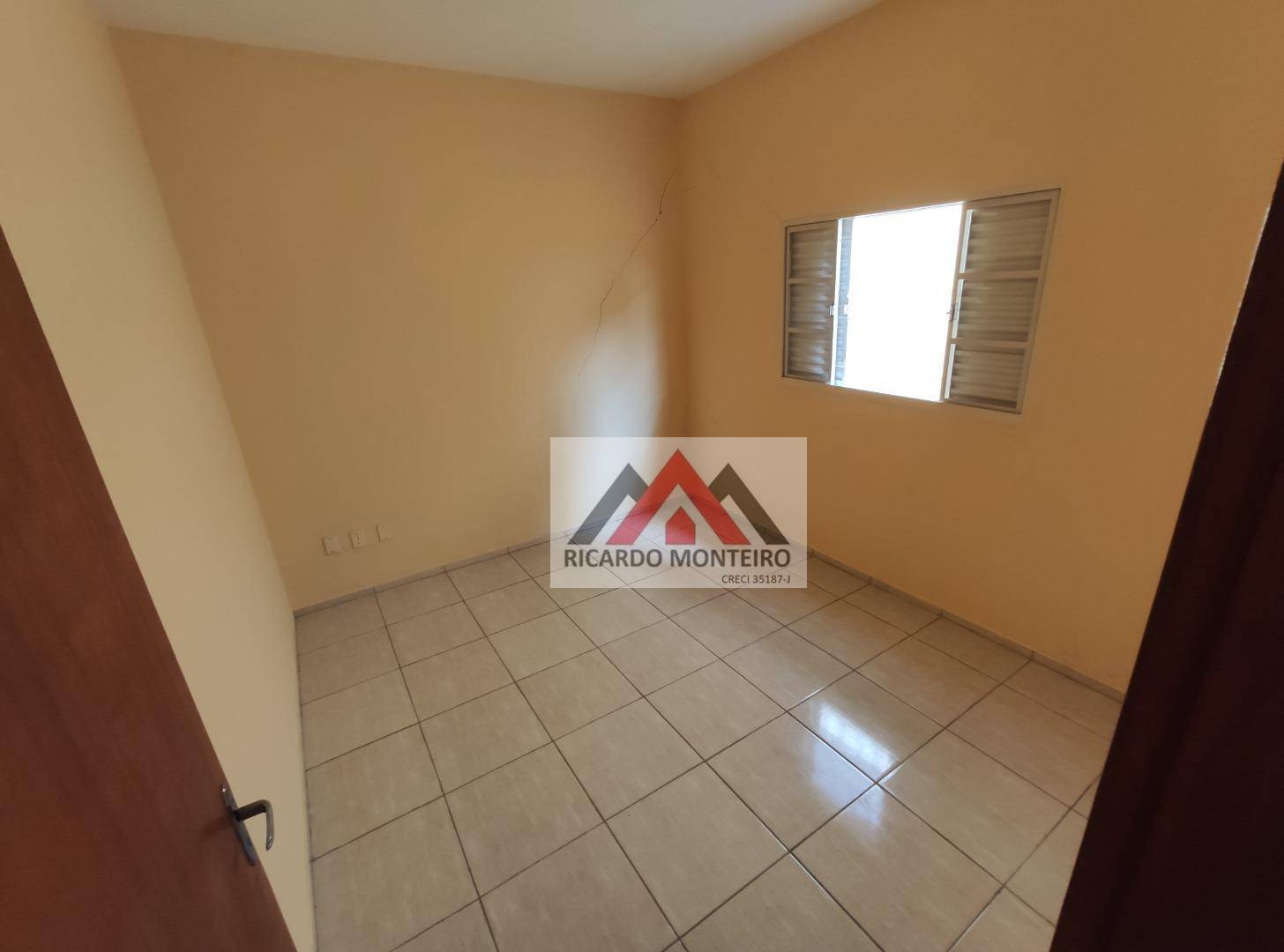 Casa para alugar com 3 quartos, 250m² - Foto 7