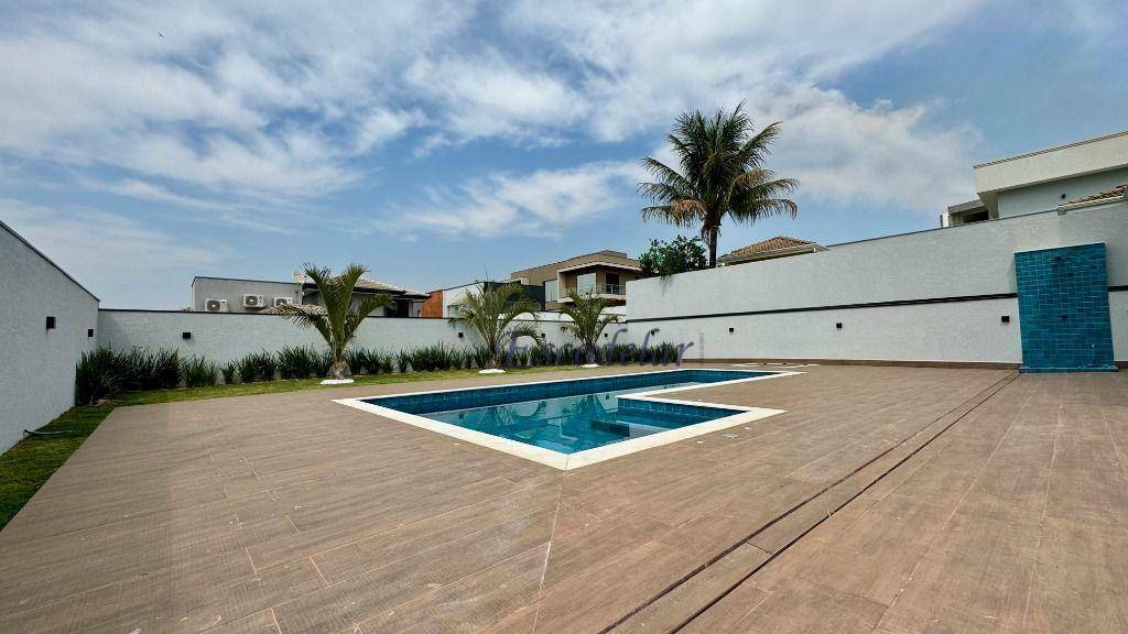 Casa de Condomínio à venda com 4 quartos, 369m² - Foto 5