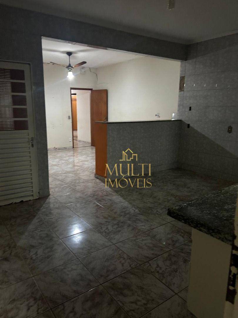 Casa à venda com 4 quartos, 278m² - Foto 13