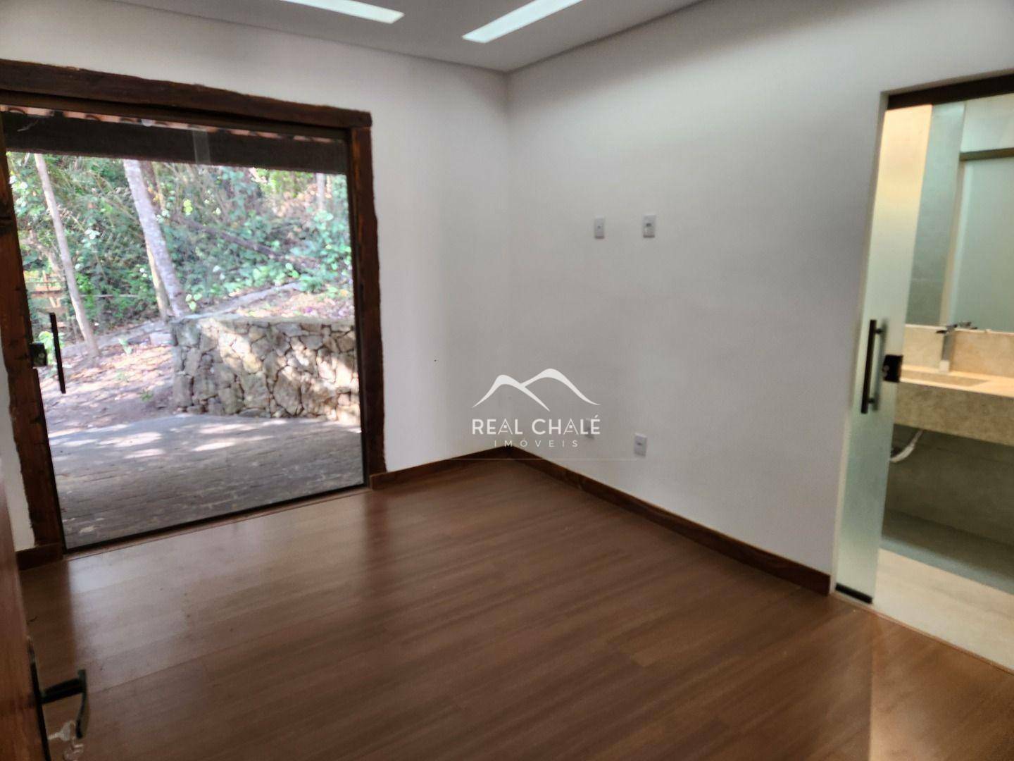 Casa de Condomínio à venda com 4 quartos, 300m² - Foto 6