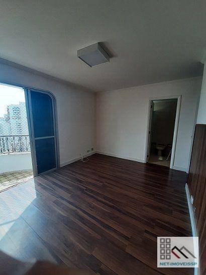 Apartamento à venda com 3 quartos, 128m² - Foto 4