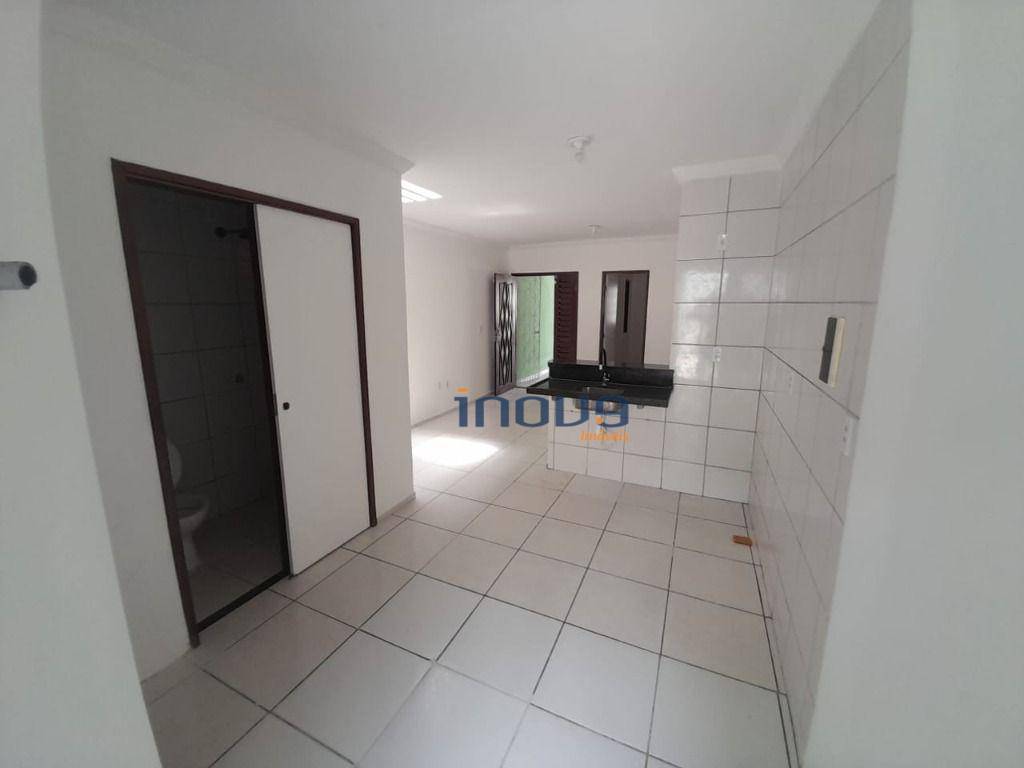 Casa para alugar com 2 quartos, 100m² - Foto 7