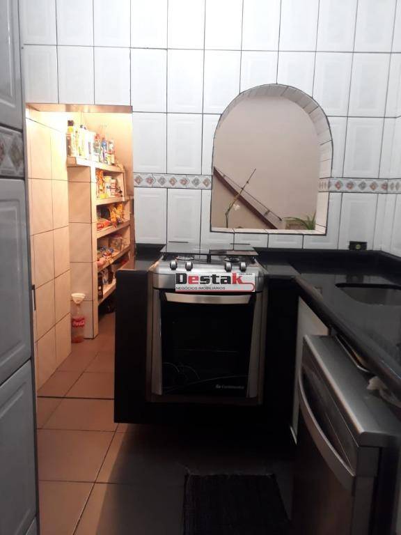 Sobrado à venda com 3 quartos, 290m² - Foto 15