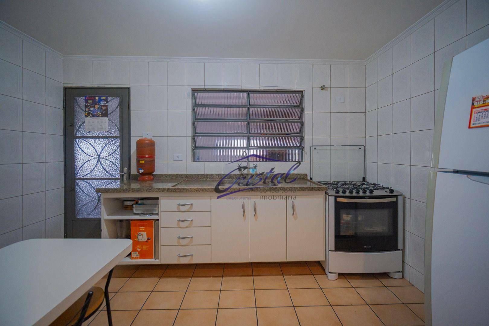 Casa à venda com 3 quartos, 331m² - Foto 29