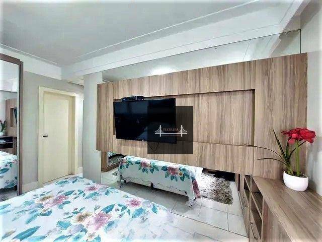 Apartamento à venda com 2 quartos, 66m² - Foto 17