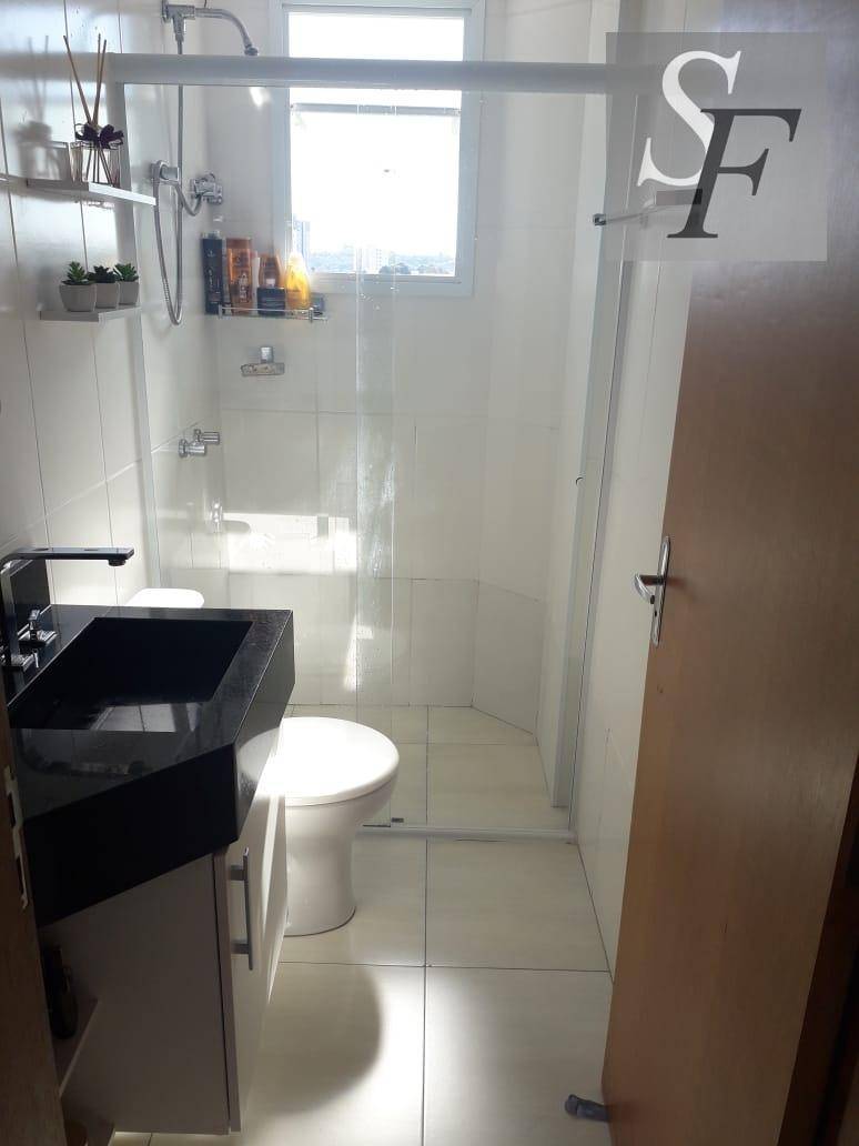 Apartamento à venda com 2 quartos, 64m² - Foto 5