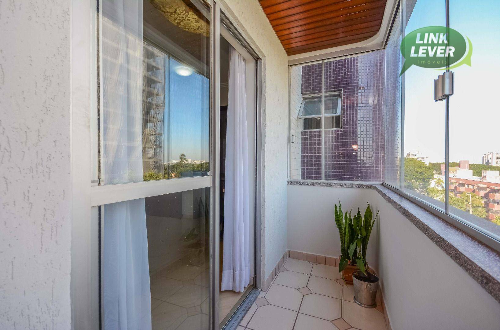 Apartamento à venda com 2 quartos, 99m² - Foto 32