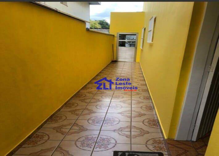 Sobrado à venda com 3 quartos, 180m² - Foto 3