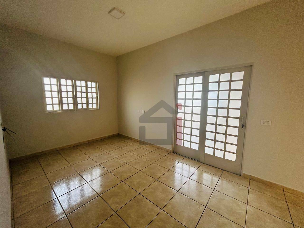 Casa à venda com 3 quartos - Foto 3