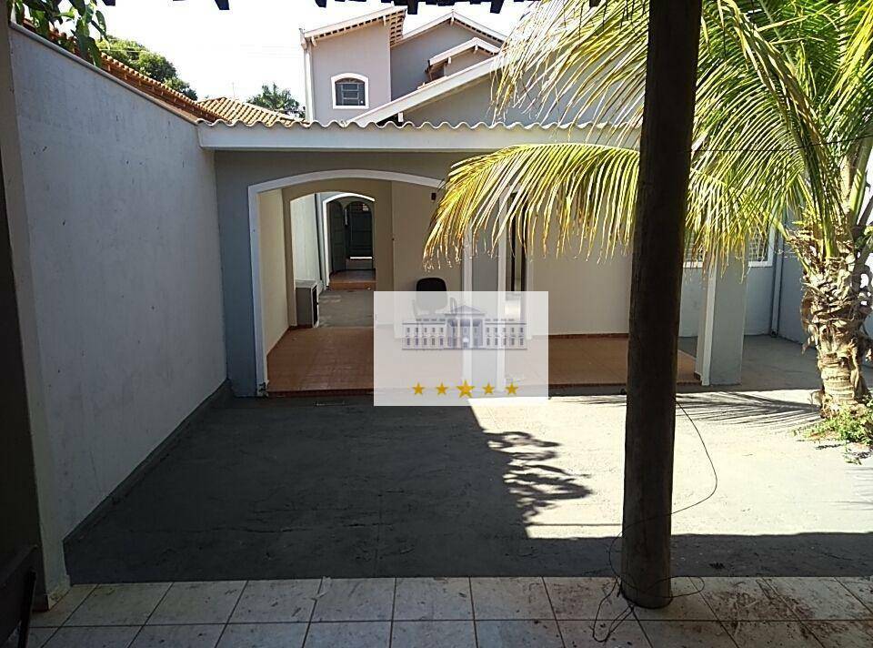 Sobrado à venda com 3 quartos, 203m² - Foto 1