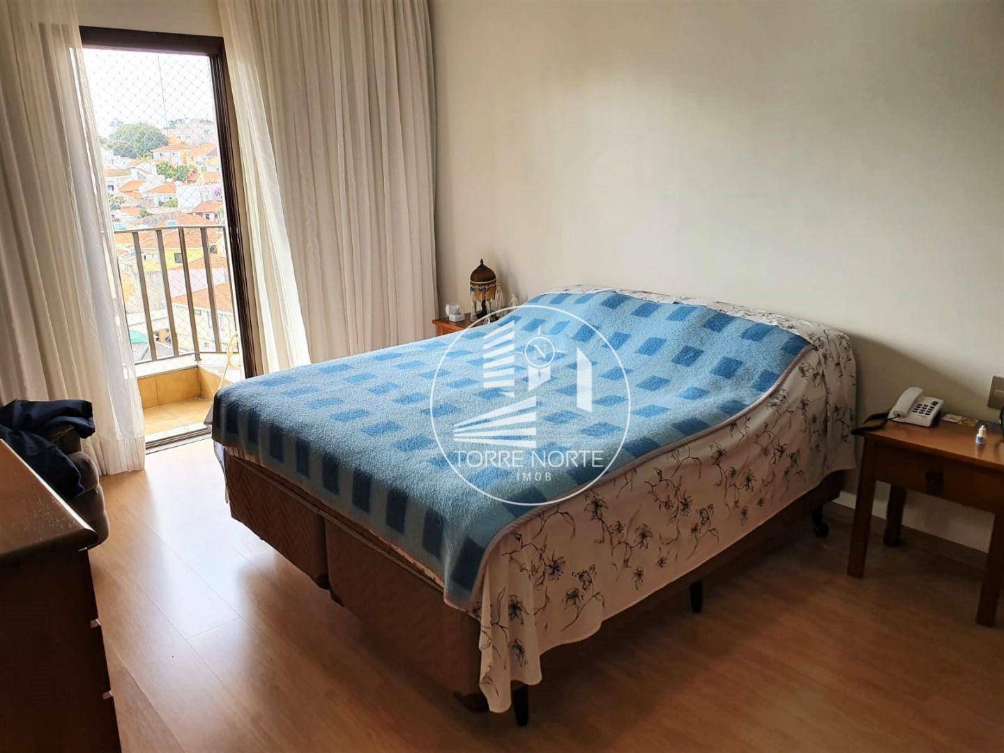 Apartamento à venda com 3 quartos, 240m² - Foto 16