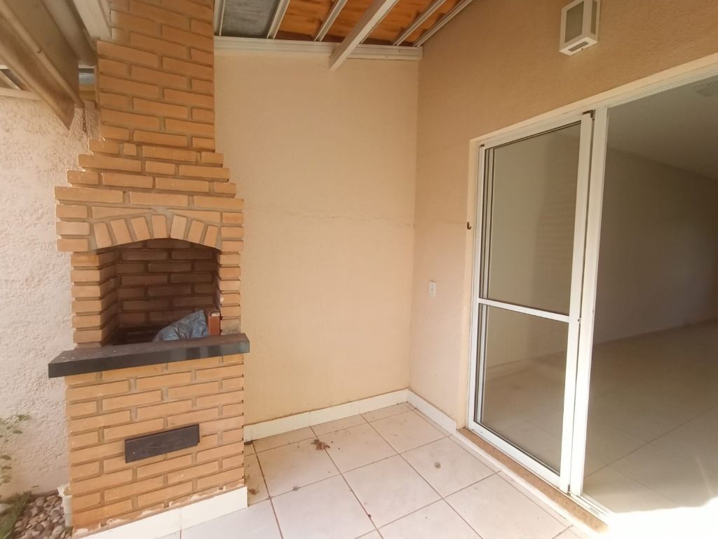 Casa de Condomínio à venda e aluguel com 3 quartos, 100m² - Foto 14