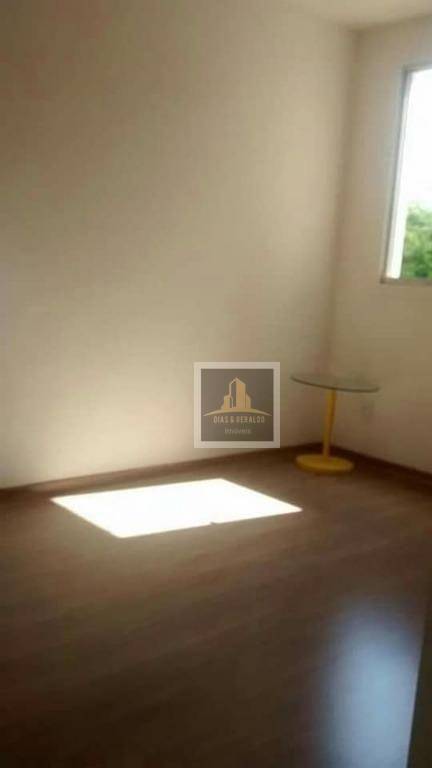 Apartamento à venda com 2 quartos, 69m² - Foto 12