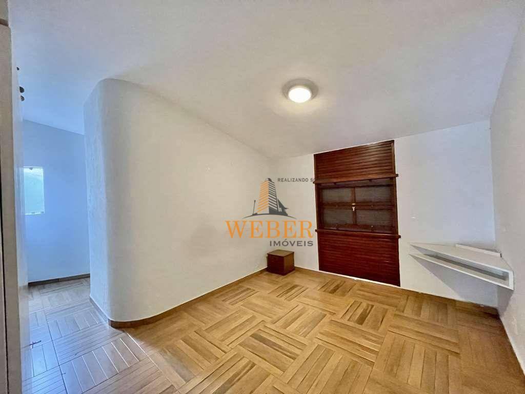 Casa à venda com 4 quartos, 410m² - Foto 27