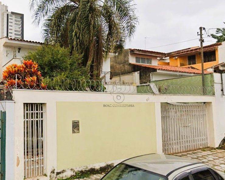 Casa à venda e aluguel com 5 quartos, 600m² - Foto 1