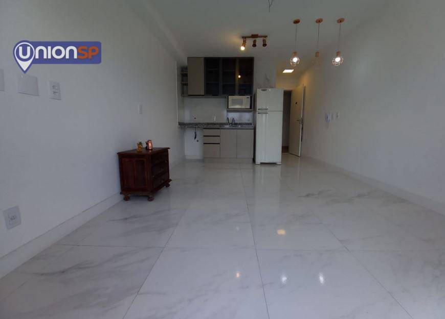 Apartamento à venda com 1 quarto, 27m² - Foto 2