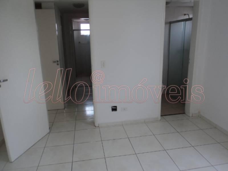 Apartamento para alugar com 3 quartos, 110m² - Foto 5