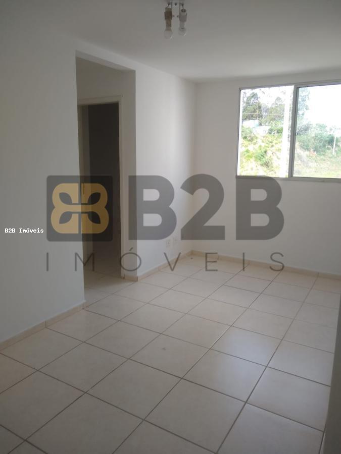 Apartamento à venda com 2 quartos, 47m² - Foto 2