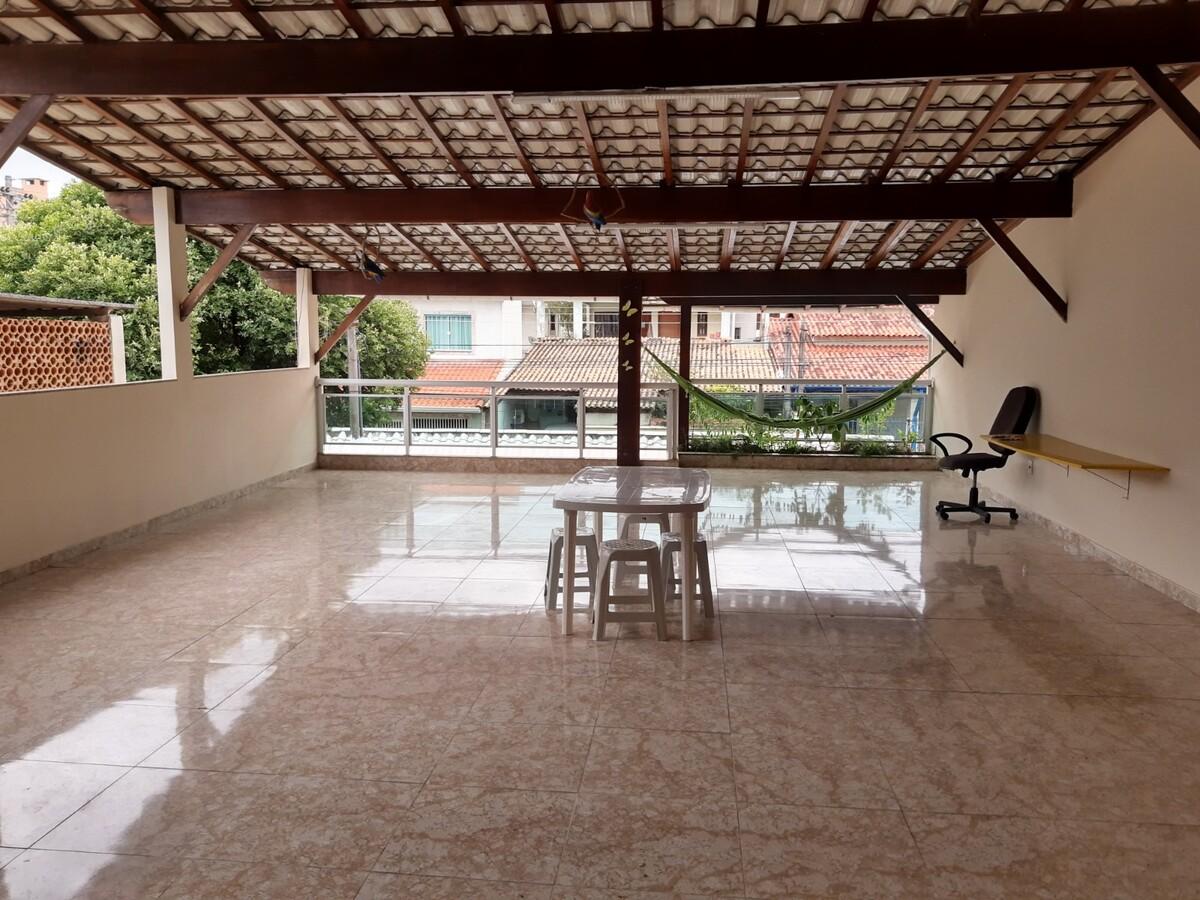 Casa à venda com 3 quartos, 270m² - Foto 11