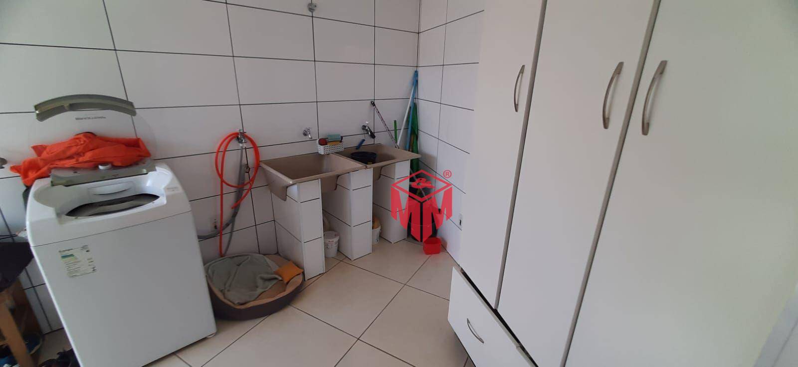 Sobrado à venda com 3 quartos, 253m² - Foto 13