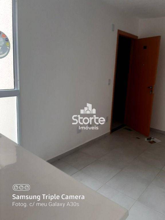 Apartamento à venda com 2 quartos, 45m² - Foto 1